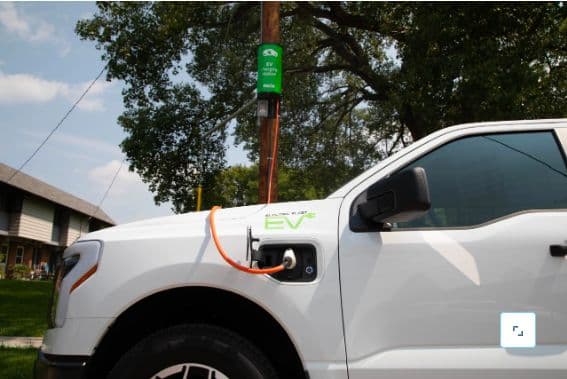 🔌First-of-its-kind EV charger in Madison