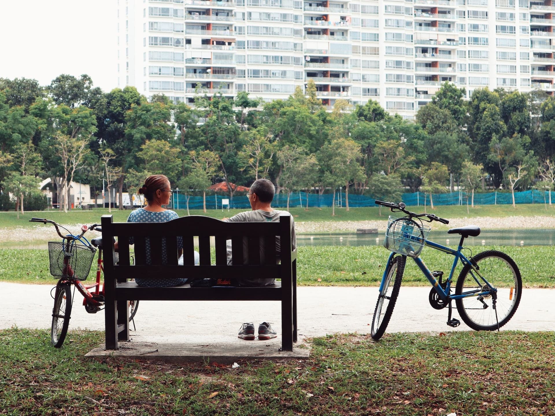 Retire Early: A Guide for Average Income Levels