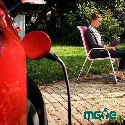 🚗 Drive an EV? Get rewarded for charging!