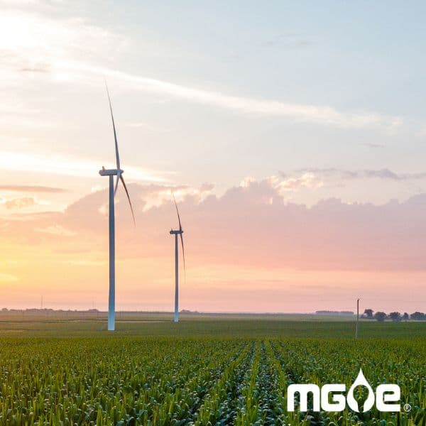 🌎 Cleaner energy for you. Fewer emissions for our planet.