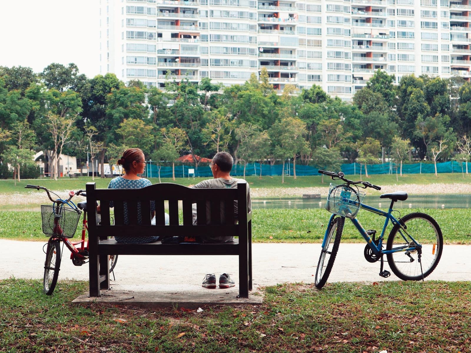 Retire Early: A Guide for Average Income Levels